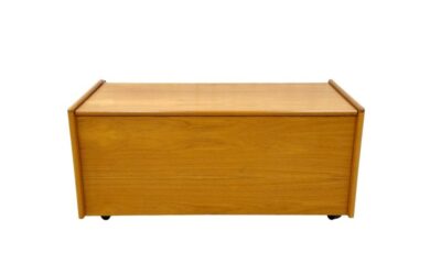TEAK CEDAR LINED BLANKET BOX