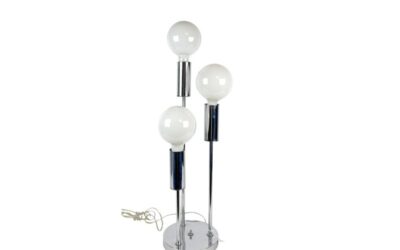 MID CENTURY SPACE AGE TABLE LAMP
